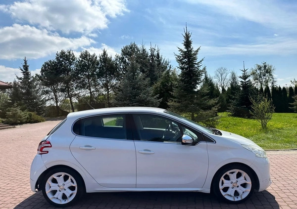 Peugeot 208 cena 23200 przebieg: 211734, rok produkcji 2015 z Ryki małe 631